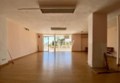 90m² locaux commerciaux pour vente à Alicante, Calle Paraje Serragrosa photo