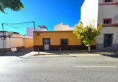 102m² bar for sale in Chiclana de la Frontera, Calle Arcos de la Frontera photo