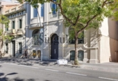 700m² bâtiment pour vente à Barcelone, dans le quartier de les Tres Torres, Carrer d'Alacant photo
