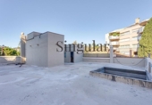 700m² bâtiment pour vente à Barcelone, dans le quartier de les Tres Torres, Carrer d'Alacant photo