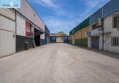 Nave Industrial en venta con 225m² en Atarfe, Calle Sierra de Cazorla foto
