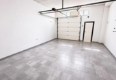 86m² commercial premises for sale in Chiclana de la Frontera, avenida solano photo