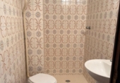 74m² locaux commerciaux pour vente à Algemesí, Calle Albert Tortajada photo
