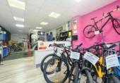77m² commercial premises for sale in Paterna, Calle Melias photo