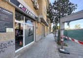 77m² commercial premises for sale in Paterna, Calle Melias photo