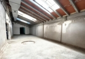 654m² warehouse industrial for sale in Gerona, in the area of la Devesa, Carrer Albacete photo