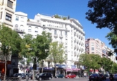 Local comercial en alquiler con 370m² en Madrid, en la zona de Lista, Calle del General Díaz Porlier foto
