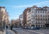 Local comercial en alquiler con 370m² en Madrid, en la zona de Lista, Calle del General Díaz Porlier foto