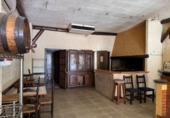 120m² commercial premises for sale in Roses, Carrer Nou photo