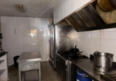 120m² commercial premises for sale in Roses, Carrer Nou photo