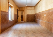 33m² commercial premises for sale in Granada, in the area of Los Vergeles, Calle Río Guadalfeo photo