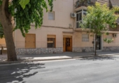 33m² commercial premises for sale in Granada, in the area of Los Vergeles, Calle Río Guadalfeo photo