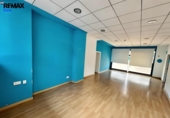 95m² commercial premises for sale in Cáceres, Calle Isla de Hierro photo