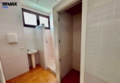 95m² commercial premises for sale in Cáceres, Calle Isla de Hierro photo
