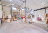 425m² warehouse industrial for sale in Peligros, photo