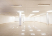 Local comercial en venta con 508m² en Oviedo foto