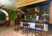 277m² restaurant for sale in Cozvíjar, photo
