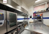275m² restaurant pour vente à Burgos, dans le quartier de V1, Carretera Poza photo