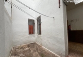  commercial premises for sale in Madrid, in the area of Recoletos, photo