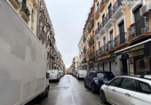  commercial premises for sale in Madrid, in the area of Recoletos, photo