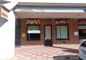 Local comercial en venta con 110m² en Villares de la Reina foto