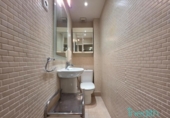 80m² offices for sale in Barcelona, in the area of Galvany, Carrer de Ferran Valls i Taberner photo