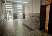 Local comercial en venta con 63m² en Sabadell, Polígon dels Merinals foto