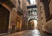 57m² commercial premises for sale in Barcelona, in the area of la Sagrera, ciutat vella, el barri gòtic photo