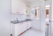 176m² bâtiment pour vente à Grenade, dans le quartier de Quartier de San Jerónimo, Calle Postigo de Zárate photo