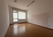 Local comercial
en venda
amb 44m² a Madrid, a la zona de Canillas, Calle de Antonio Cavero foto