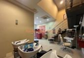 Peluqueria en venta con 73m² en Vigo, en la zona de Lavadores, Travesa Pardavila foto