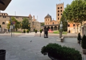 Local comercial en alquiler con 53m² en Ripoll foto