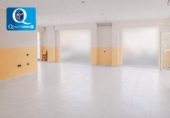 Local comercial
en venda
amb 178m² a Petrer, Calle Julio Román foto