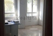 Oficina en venta con 65m² en Cáceres, en la zona de Casas Baratas, Calle Lusitania foto