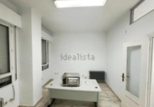 Oficina en venta con 65m² en Cáceres, en la zona de Casas Baratas, Calle Lusitania foto