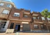 Local comercial en venta con 117m² en La Unión, Calle Ardid foto