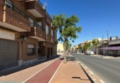 Local comercial en venta con 117m² en La Unión, Calle Ardid foto