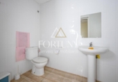 Local comercial en venta con 160m² en Reus, en la zona de Barri Ample, Plaça Llibertat foto
