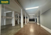 365m² commercial premises for sale in Córdoba, in the area of Santiago, Avenida de las Ollerías photo