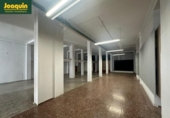 365m² commercial premises for sale in Córdoba, in the area of Santiago, Avenida de las Ollerías photo