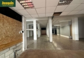 365m² commercial premises for sale in Córdoba, in the area of Santiago, Avenida de las Ollerías photo