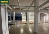 365m² commercial premises for sale in Córdoba, in the area of Santiago, Avenida de las Ollerías photo