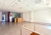 Local comercial en venta con 322m² en Orense, en la zona de Ourense, Rúa Valle Inclán foto