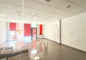 Local comercial en venta con 322m² en Orense, en la zona de Ourense, Rúa Valle Inclán foto