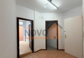 76m² locaux commerciaux pour vente à Valence, dans le quartier de la Petxina, Calle Ángel Guimerá photo