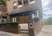 Local comercial en alquiler con 255m² en Cáceres, Avenida Rodríguez de Ledesma foto