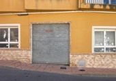 Local comercial
en venda
amb 215m² a Onil, Calle Gabriel Miró foto