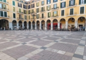 Restaurante en alquiler, traspaso en Palma, Plaça Major foto