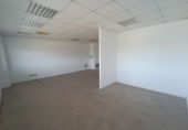 Oficina en venta con 99m² en Bormujos, Avenida Republica Argentina foto