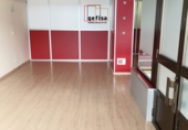 Local comercial en venta con 110m² en Valdepeñas foto